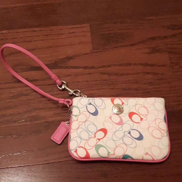 2 for 50! ποΈ Coach wristlet